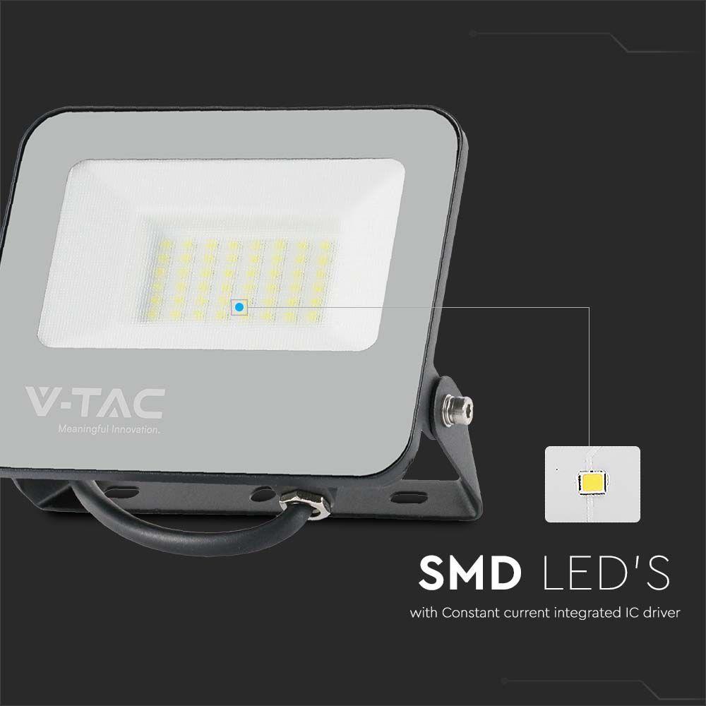 VT-44031 30W LED FLOODLIGHT 4000K BLACK BODY GREY GLASS 160LM/W