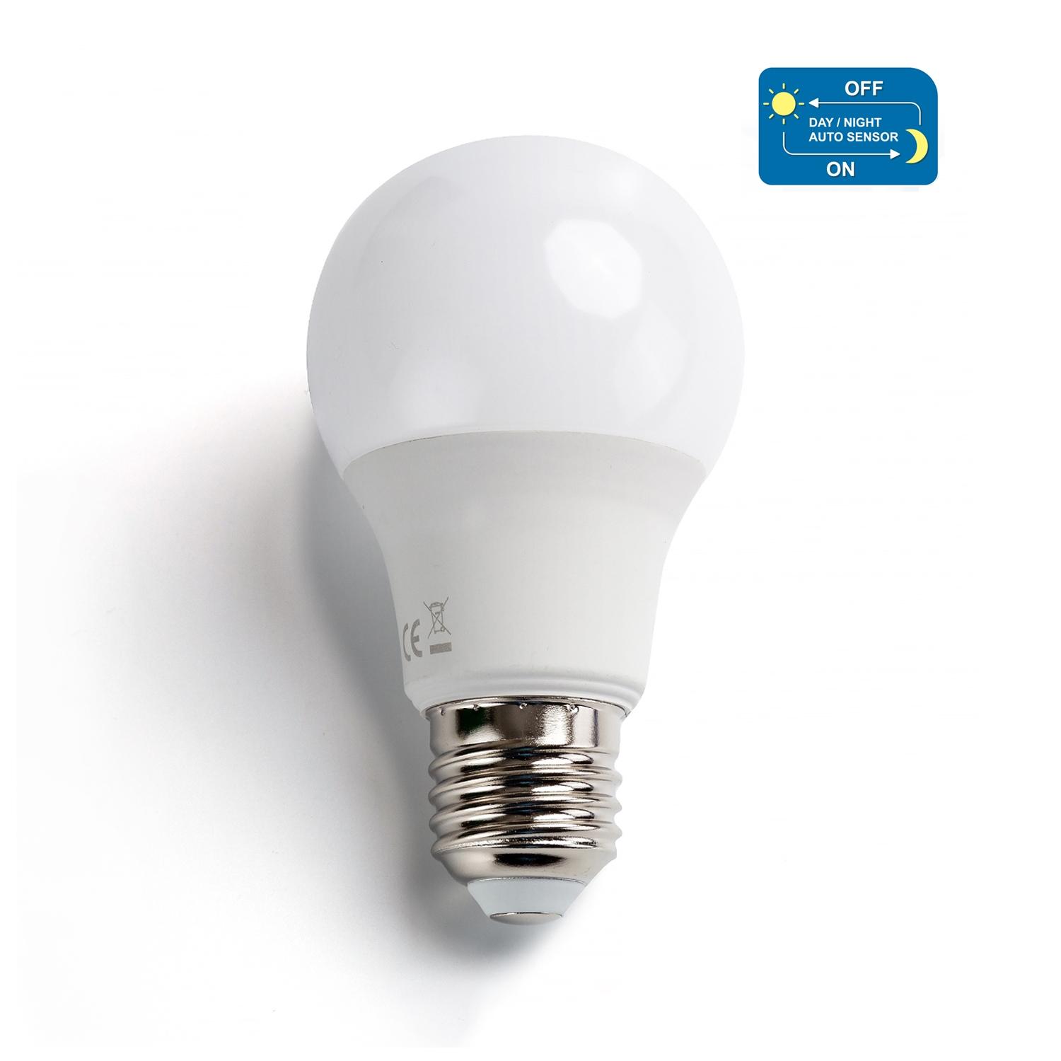 LED E27 8W A60 ( Day/Night Sensor Bulb )