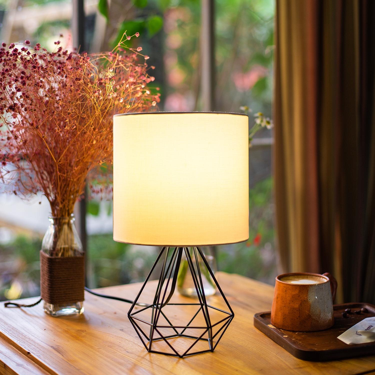 Metal Table Lamp (Without Light Source) E14