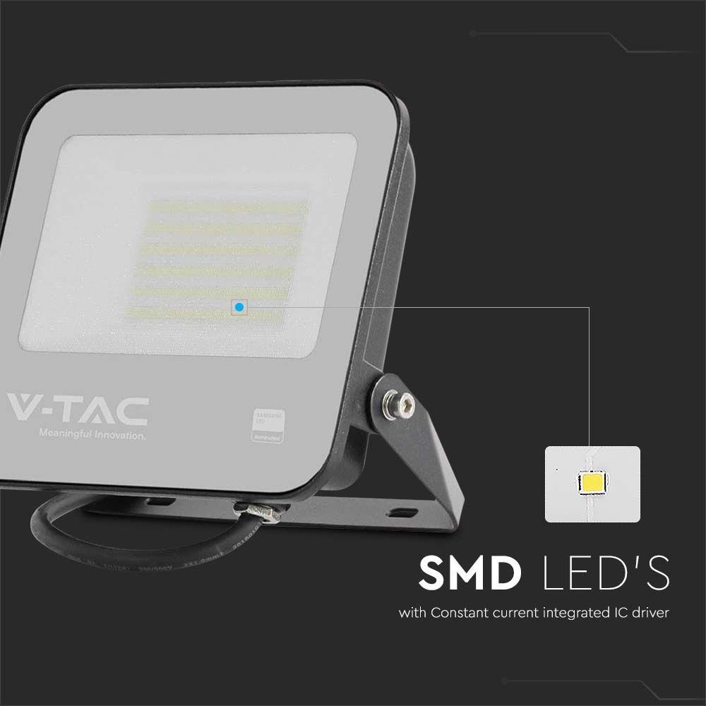 50W Naświetlacz LED SMD, Chip SAMSUNG, Barwa:4000K, Obudowa: Czarna, Skuteczność 115lm/W, VTAC, SKU 8844