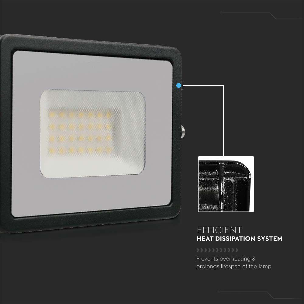 30W Naświetlacz LED SMD, Barwa:4000K, Obudowa: Czarna, VTAC, SKU 215953