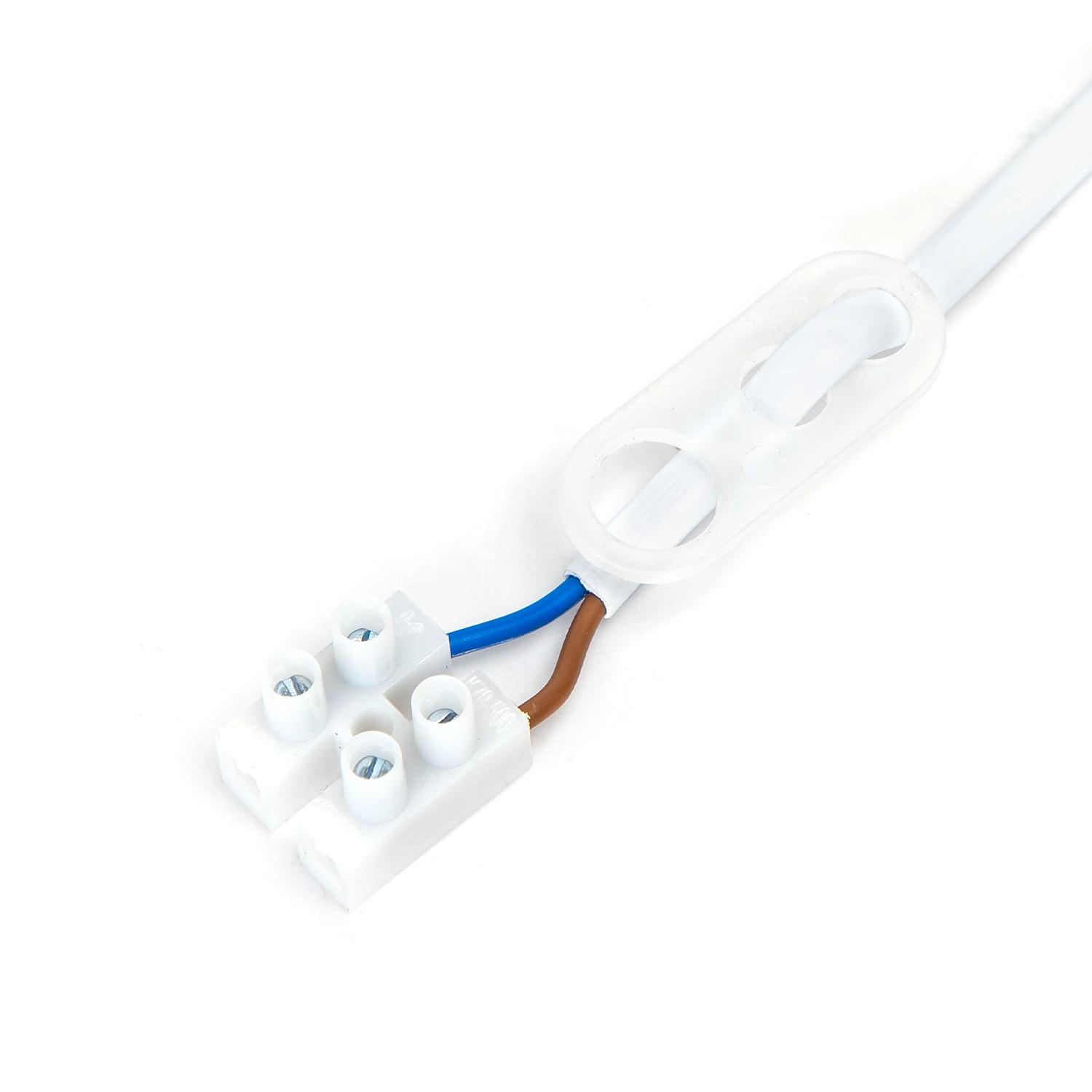 E27 plastic lamp holder with wiring terminal white