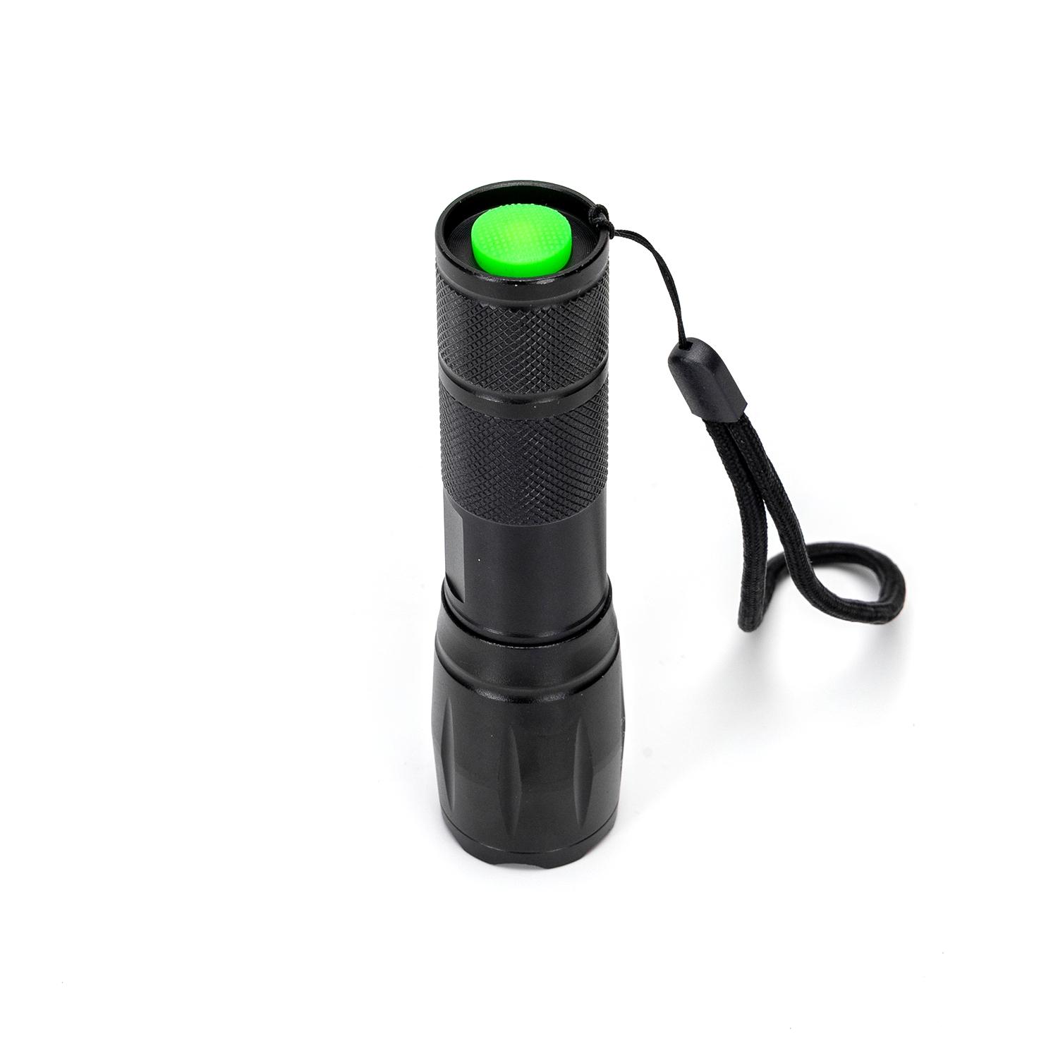 Torch Adjustable Focus 3AAA batteries