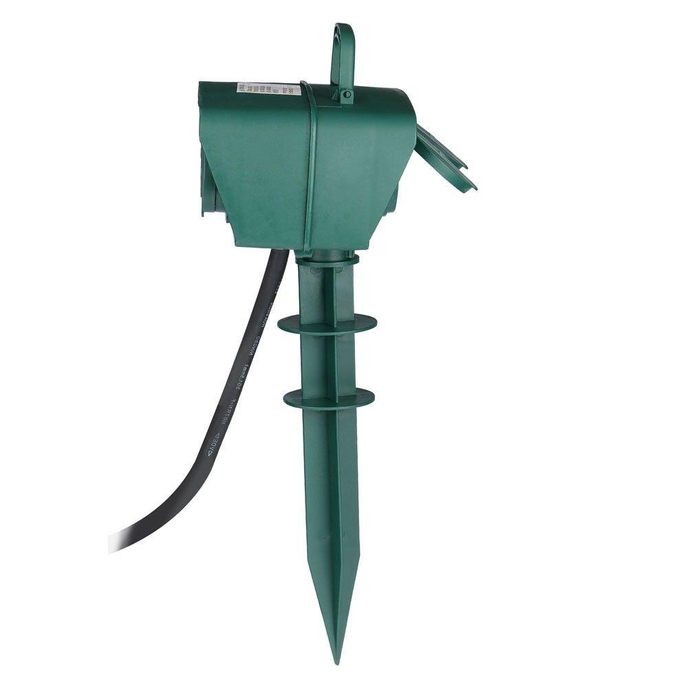 VT-1114-3 4 WAYS GARDEN SPIKE SOCKET(3G1.5MMX3M)-IP44-GREEN