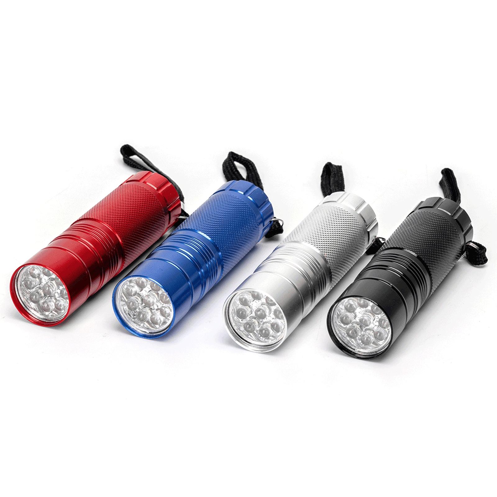 Torch 4 colours 3AAA batteries